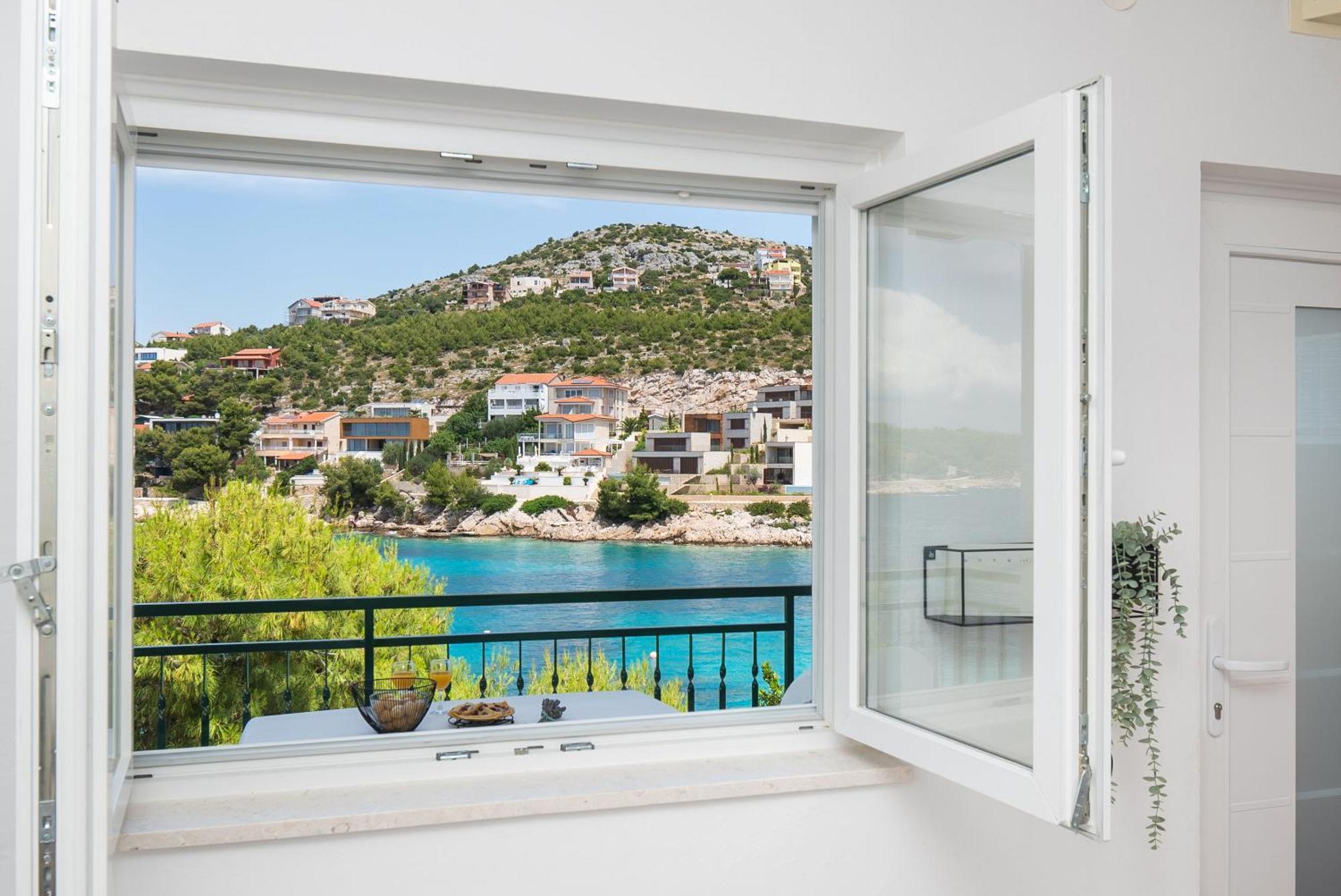 פרימוסטן Apartments Ivica מראה חיצוני תמונה